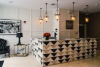 Interior tempat menginap berkonsep klasik yang memadukan nuansa sejarah dan kemewahan arsitektur masa lalu untuk memanjakan para pengelana.